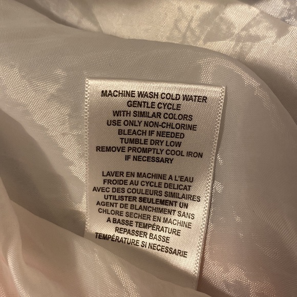 NWOT Kids' Embroidered Cold Shoulder Shift Dress Size 8 - Picture 7 of 8